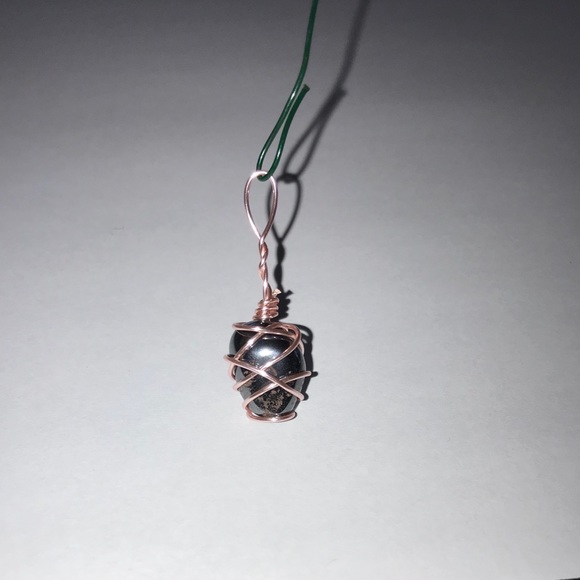 Hematite Charm - Picture 2 of 3